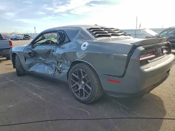 2C3CDZAG5JH314486 2018 DODGE CHALLENGER - Image 2