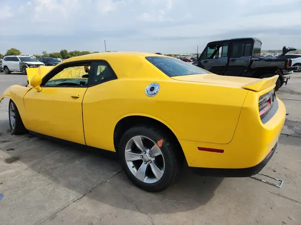 2C3CDZAG5JH317887 2018 DODGE CHALLENGER - Image 2