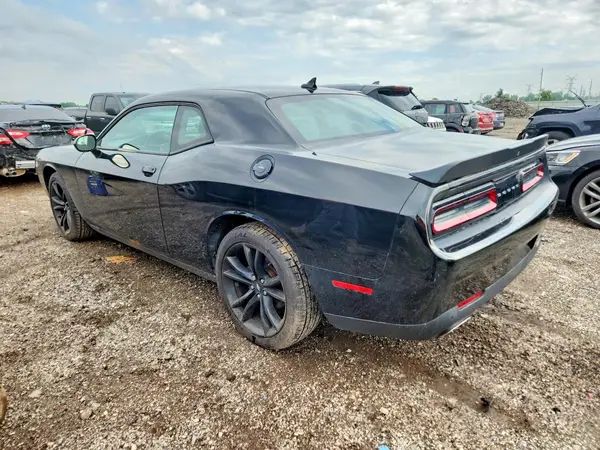 2C3CDZAG5JH322328 2018 DODGE CHALLENGER - Image 2