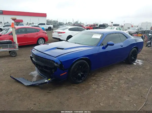 2C3CDZAG5KH566837 2019 DODGE CHALLENGER - Image 2