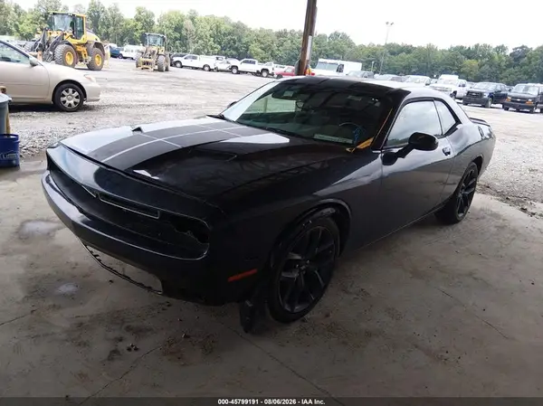 2C3CDZAG5KH659759 2019 DODGE CHALLENGER - Image 2