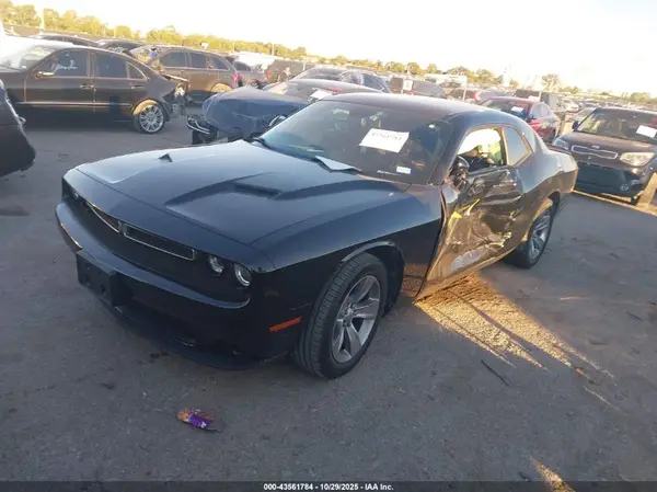 2C3CDZAG5KH671815 2019 DODGE CHALLENGER - Image 2
