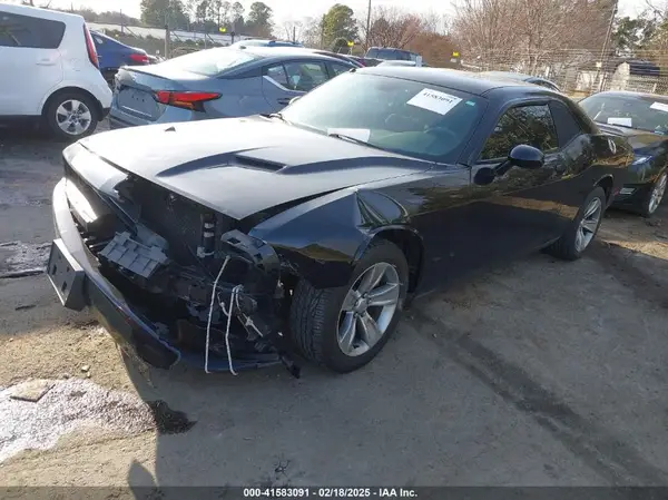 2C3CDZAG5KH676948 2019 DODGE CHALLENGER - Image 2