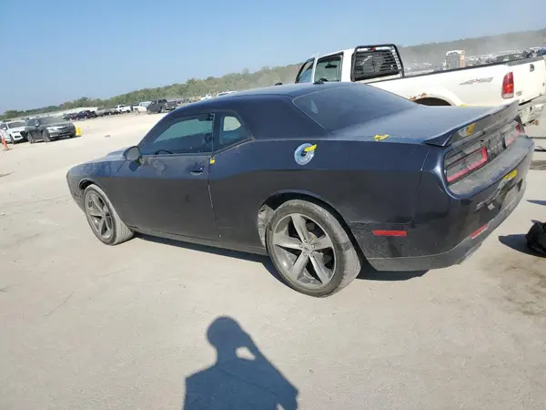 2C3CDZAG5KH677422 2019 DODGE CHALLENGER - Image 2