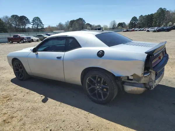 2C3CDZAG5KH687996 2019 DODGE CHALLENGER - Image 2