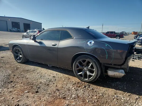 2C3CDZAG5KH699839 2019 DODGE CHALLENGER - Image 2