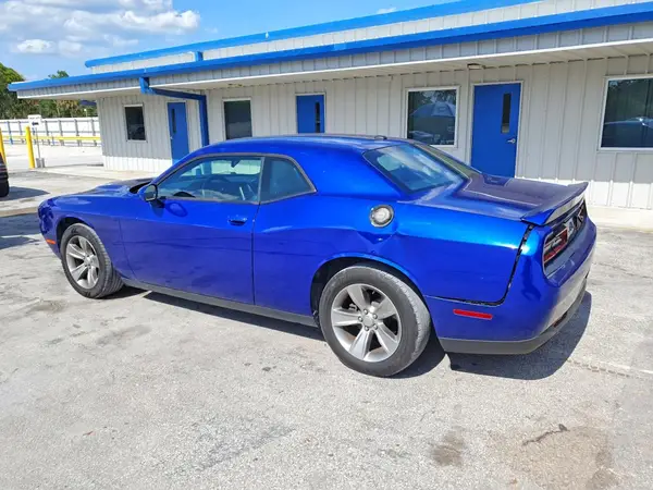 2C3CDZAG5KH733648 2019 DODGE CHALLENGER - Image 2
