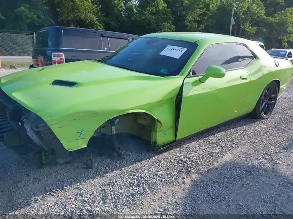 2C3CDZAG5KH741393 2019 DODGE CHALLENGER - Image 2