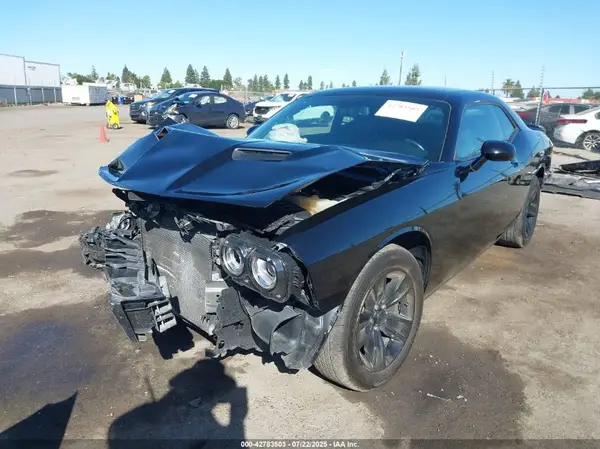 2C3CDZAG5LH105607 2020 DODGE CHALLENGER - Image 2