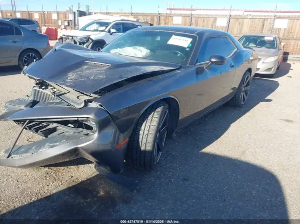 2C3CDZAG5LH138672 2020 DODGE CHALLENGER - Image 2