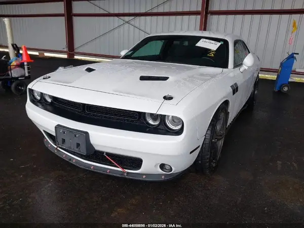 2C3CDZAG5MH573838 2021 DODGE CHALLENGER - Image 2