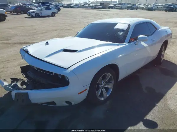 2C3CDZAG5MH586461 2021 DODGE CHALLENGER - Image 2