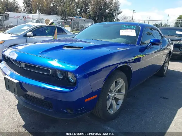 2C3CDZAG5MH590638 2021 DODGE CHALLENGER - Image 2