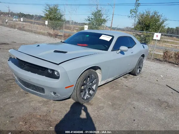 2C3CDZAG5MH590770 2021 DODGE CHALLENGER - Image 2