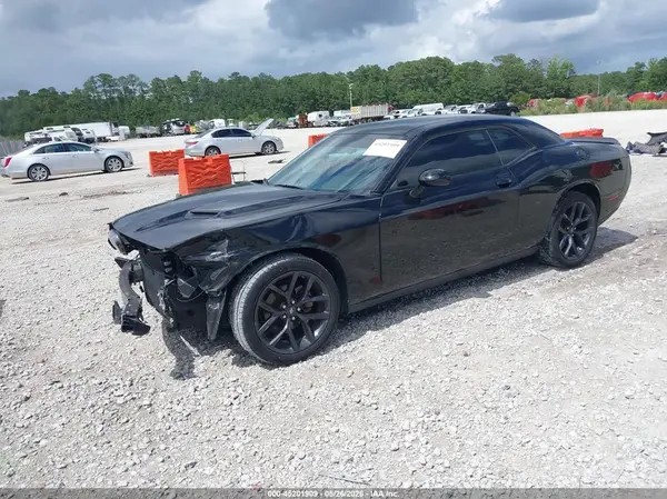 2C3CDZAG5PH574492 2023 DODGE CHALLENGER - Image 2