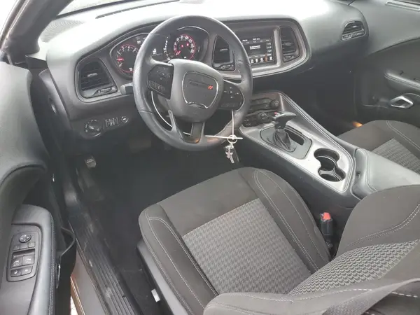 2C3CDZAG5PH637526 2023 DODGE CHALLENGER - Image 8