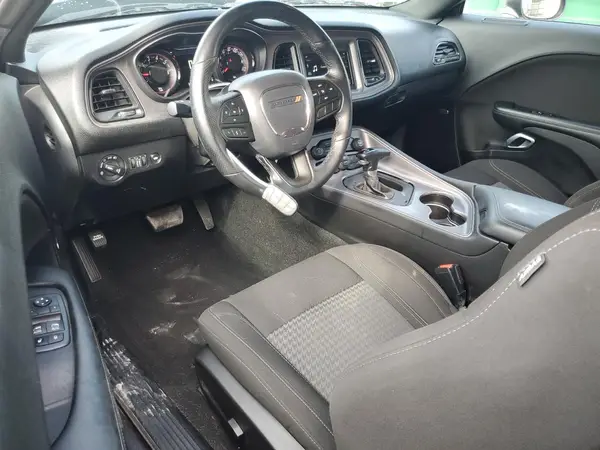 2C3CDZAG5PH693966 2023 DODGE CHALLENGER - Image 8