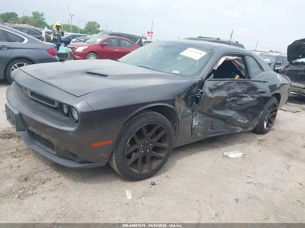 2C3CDZAG6GH102172 2016 DODGE CHALLENGER - Image 2