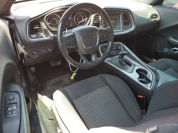 2C3CDZAG6GH107906 2016 DODGE CHALLENGER - Image 8
