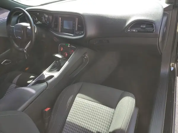 2C3CDZAG6GH108084 2016 DODGE CHALLENGER - Image 8