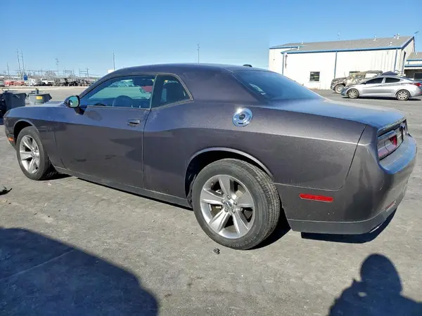 2C3CDZAG6GH138556 2016 DODGE CHALLENGER - Image 2