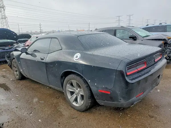 2C3CDZAG6GH195713 2016 DODGE CHALLENGER - Image 2