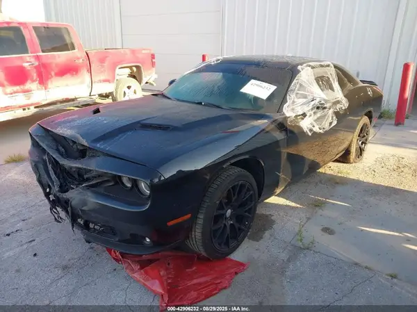 2C3CDZAG6GH213479 2016 DODGE CHALLENGER - Image 2