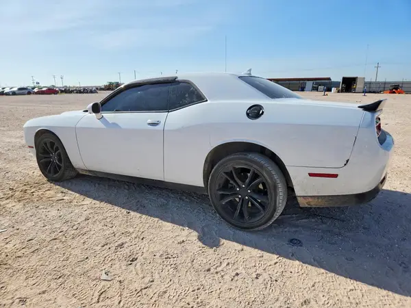 2C3CDZAG6GH240472 2016 DODGE CHALLENGER - Image 2