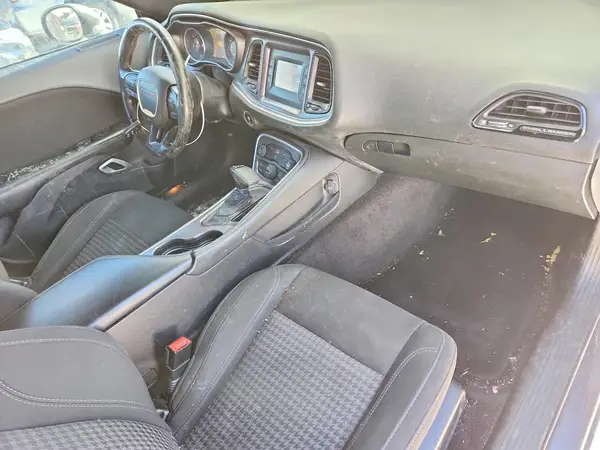 2C3CDZAG6GH283306 2016 DODGE CHALLENGER - Image 8