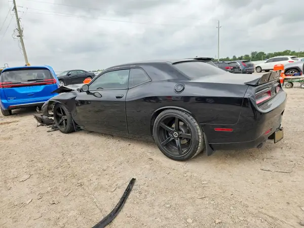 2C3CDZAG6GH300329 2016 DODGE CHALLENGER - Image 2