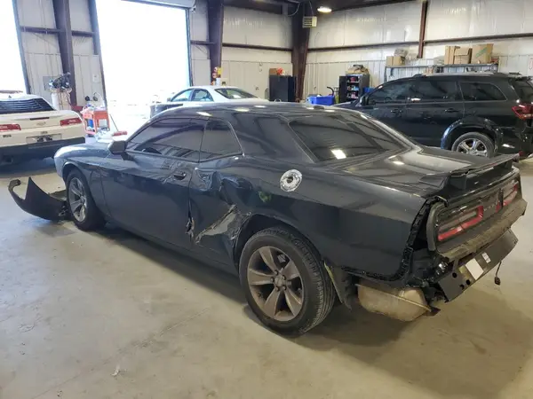 2C3CDZAG6GH315817 2016 DODGE CHALLENGER - Image 2