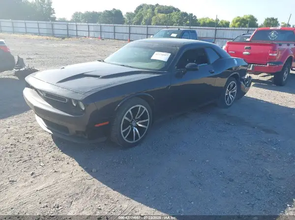 2C3CDZAG6GH336795 2016 DODGE CHALLENGER - Image 2