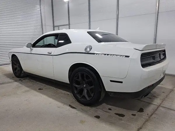 2C3CDZAG6GH346078 2016 DODGE CHALLENGER - Image 2