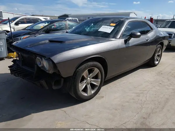 2C3CDZAG6GH354097 2016 DODGE CHALLENGER - Image 2