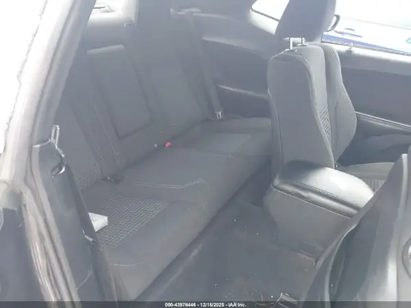 2C3CDZAG6HH501813 2017 DODGE CHALLENGER - Image 8