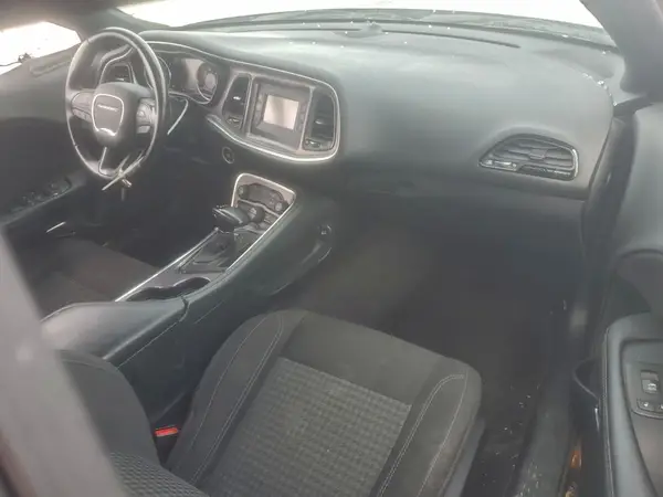 2C3CDZAG6HH517011 2017 DODGE CHALLENGER - Image 8