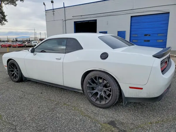 2C3CDZAG6HH527537 2017 DODGE CHALLENGER - Image 2