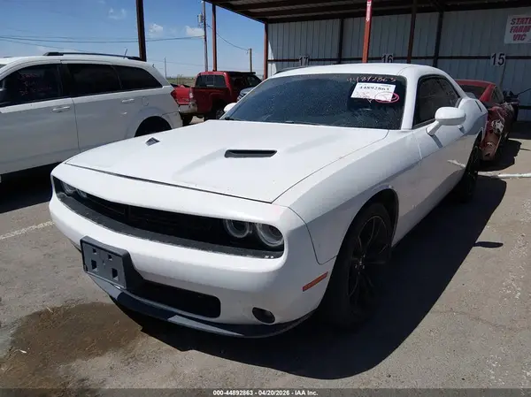 2C3CDZAG6HH531443 2017 DODGE CHALLENGER - Image 2