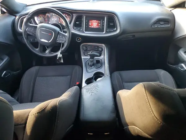 2C3CDZAG6HH532009 2017 DODGE CHALLENGER - Image 8