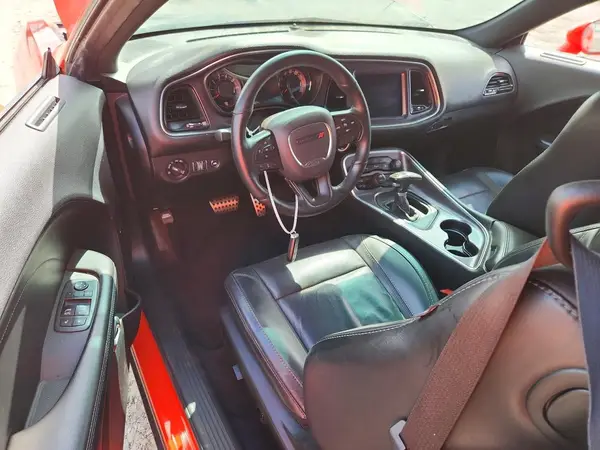 2C3CDZAG6HH536416 2017 DODGE CHALLENGER - Image 8