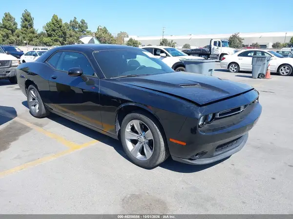 2C3CDZAG6HH568976 2017 DODGE CHALLENGER - Image 1