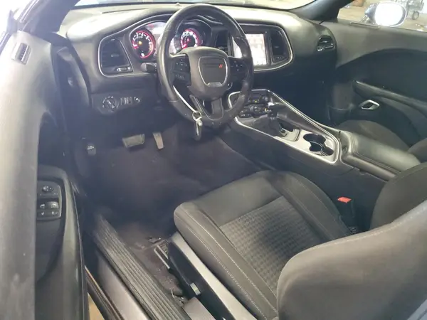 2C3CDZAG6HH611549 2017 DODGE CHALLENGER - Image 8
