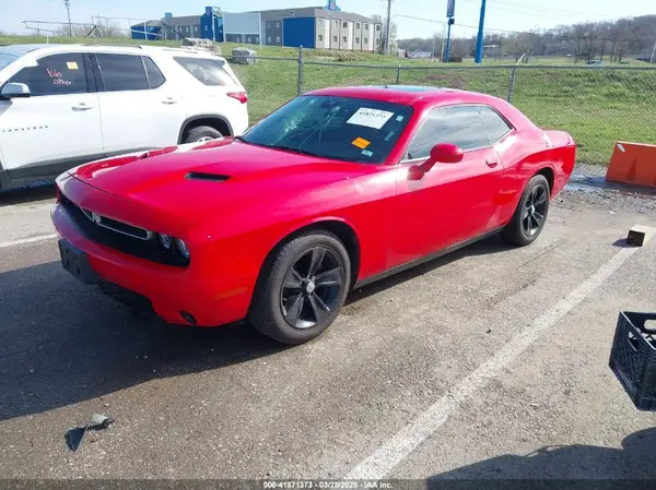 2C3CDZAG6HH617268 2017 DODGE CHALLENGER - Image 2