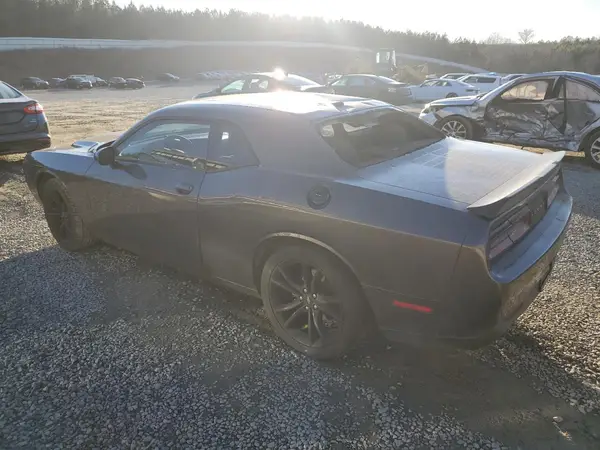 2C3CDZAG6HH618243 2017 DODGE CHALLENGER - Image 2