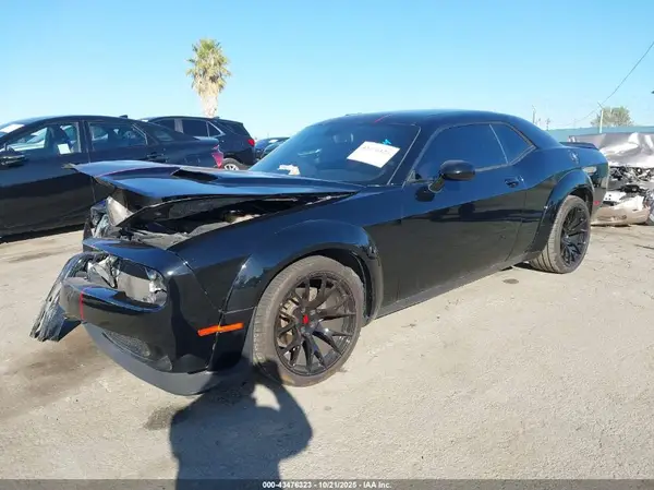 2C3CDZAG6HH633955 2017 DODGE CHALLENGER - Image 2