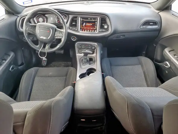 2C3CDZAG6HH637889 2017 DODGE CHALLENGER - Image 8