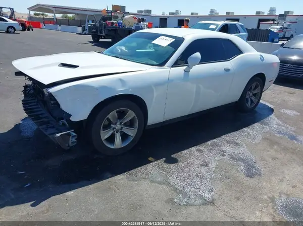 2C3CDZAG6HH639660 2017 DODGE CHALLENGER - Image 2
