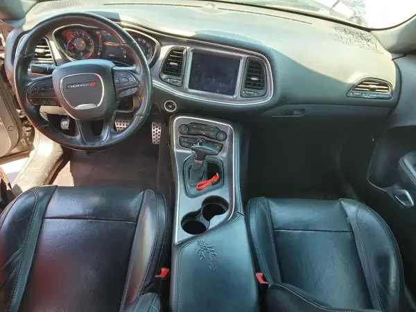 2C3CDZAG6HH651517 2017 DODGE CHALLENGER - Image 8