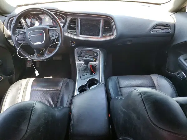 2C3CDZAG6JH199798 2018 DODGE CHALLENGER - Image 8