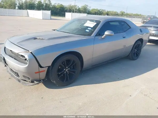 2C3CDZAG6JH204868 2018 DODGE CHALLENGER - Image 2